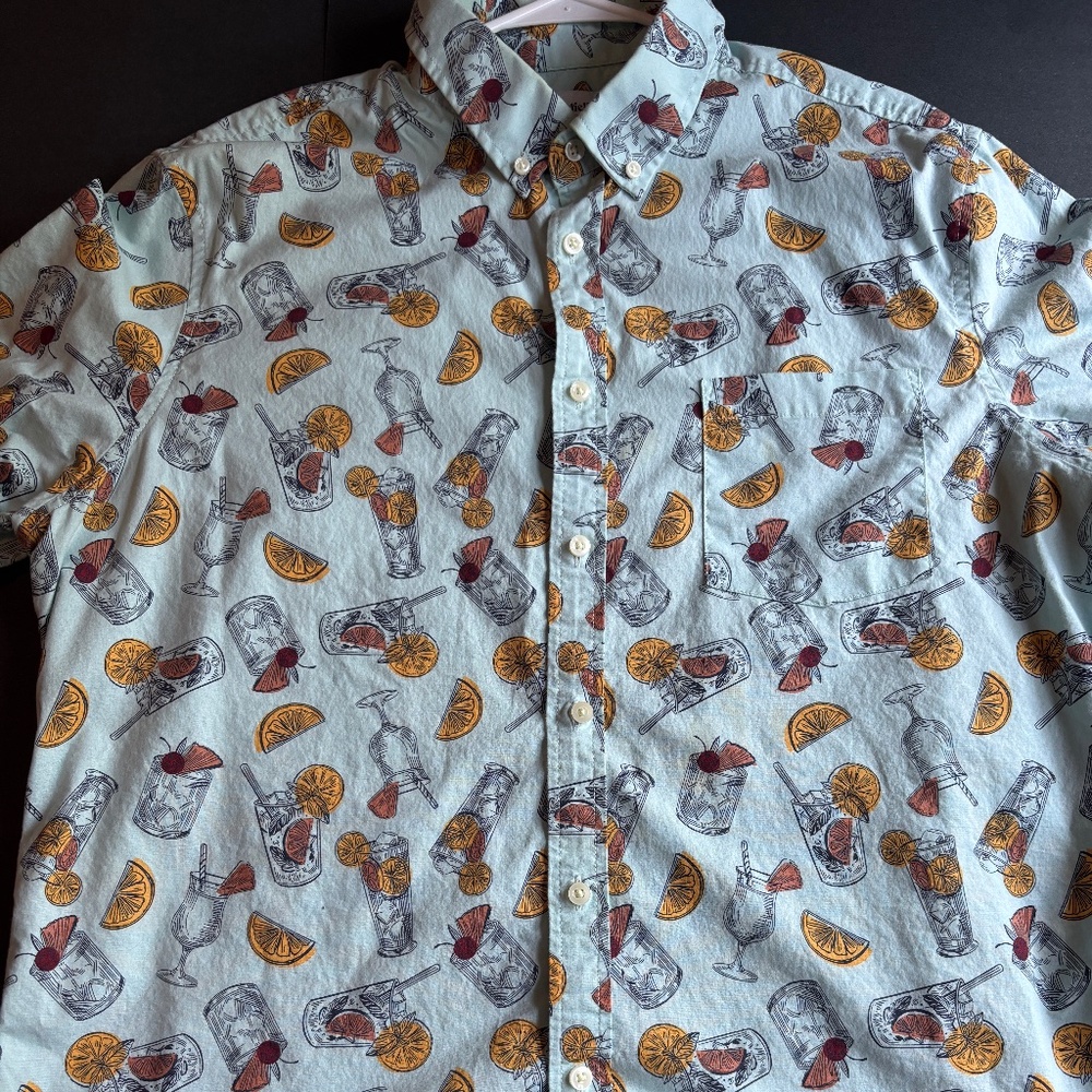 Goodfellow&co Hawaii Button Up Mixed Drinks